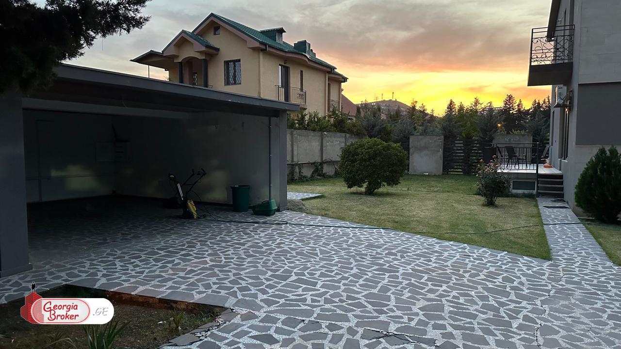 ქირავდება ახალი გარემონტებული 9 ოთახიანი სახლი დიღომი 9ში